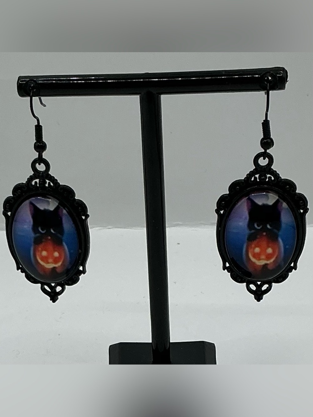BLACK CAT AND PUMPKIN FRAMED EARRINGS NWOT